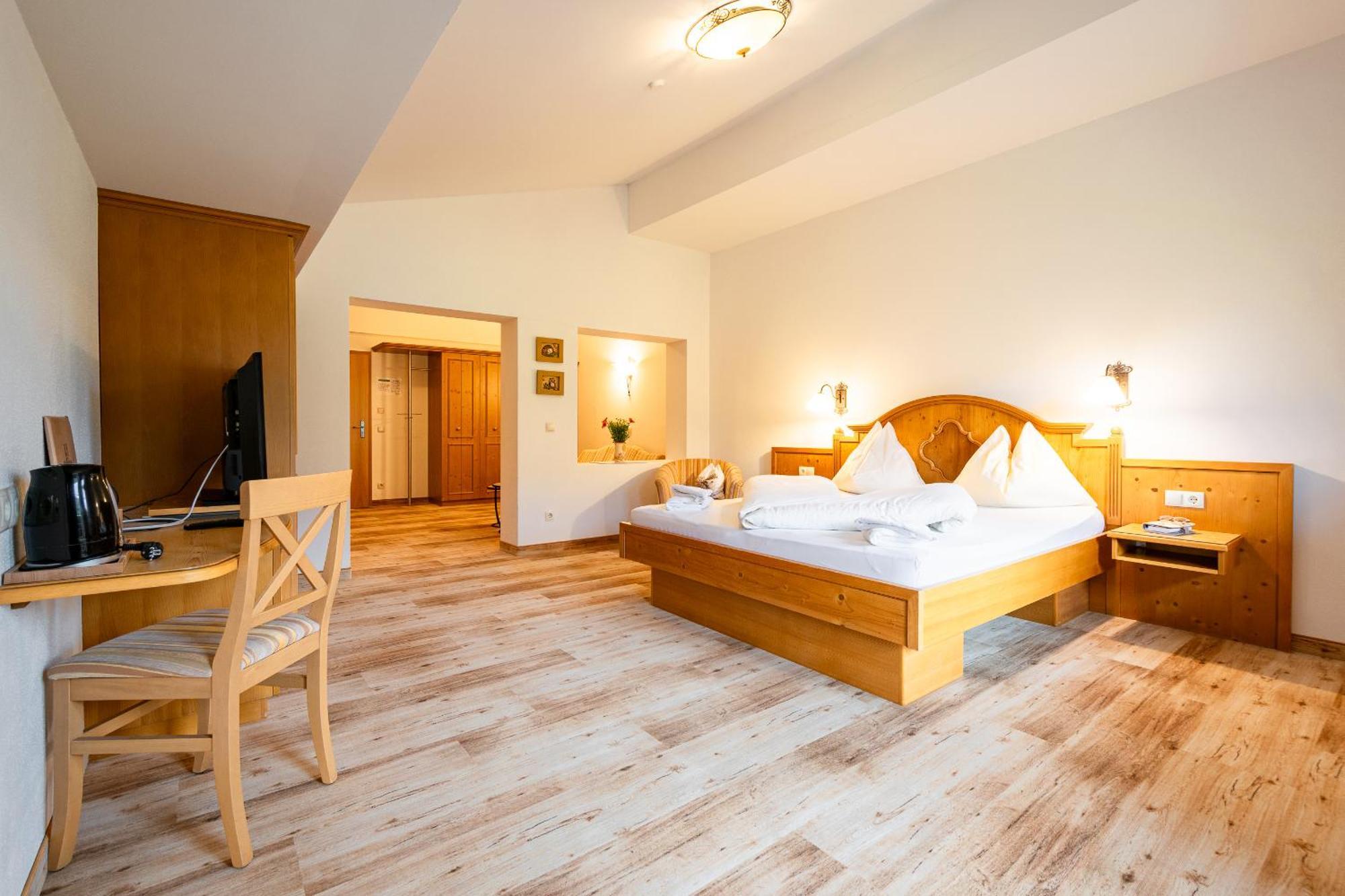 Landhotel Hubengut Bed And Breakfast Radstadt Esterno foto