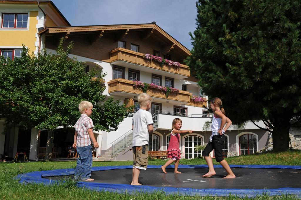 Landhotel Hubengut Bed And Breakfast Radstadt Esterno foto