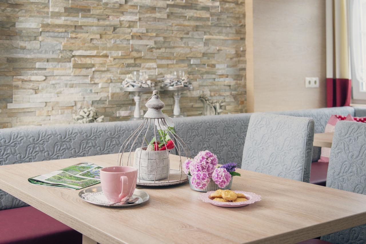 Landhotel Hubengut Bed And Breakfast Radstadt Esterno foto