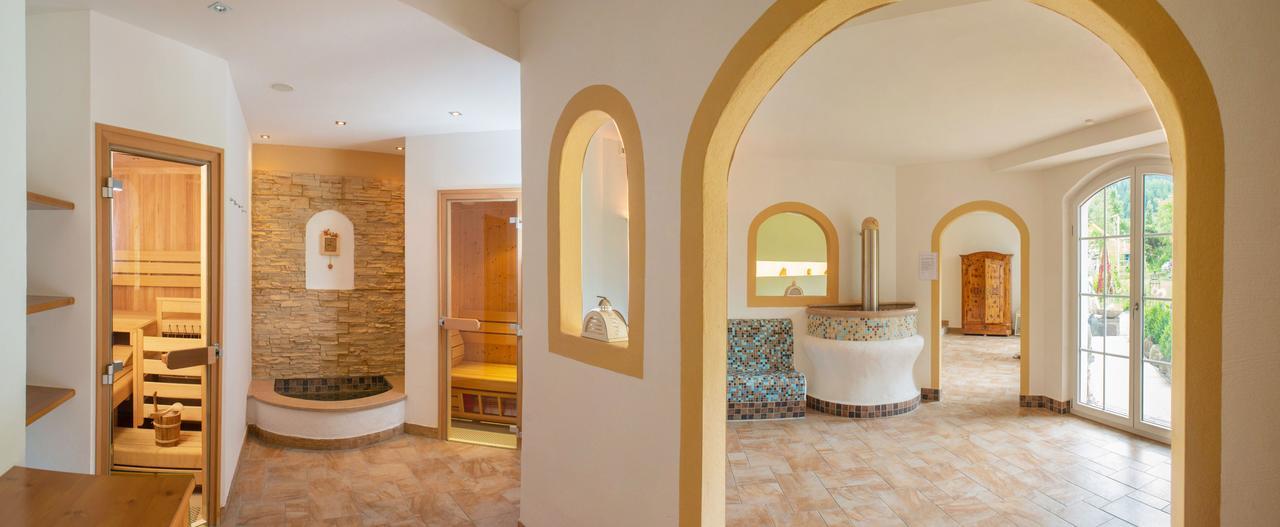 Landhotel Hubengut Bed And Breakfast Radstadt Esterno foto