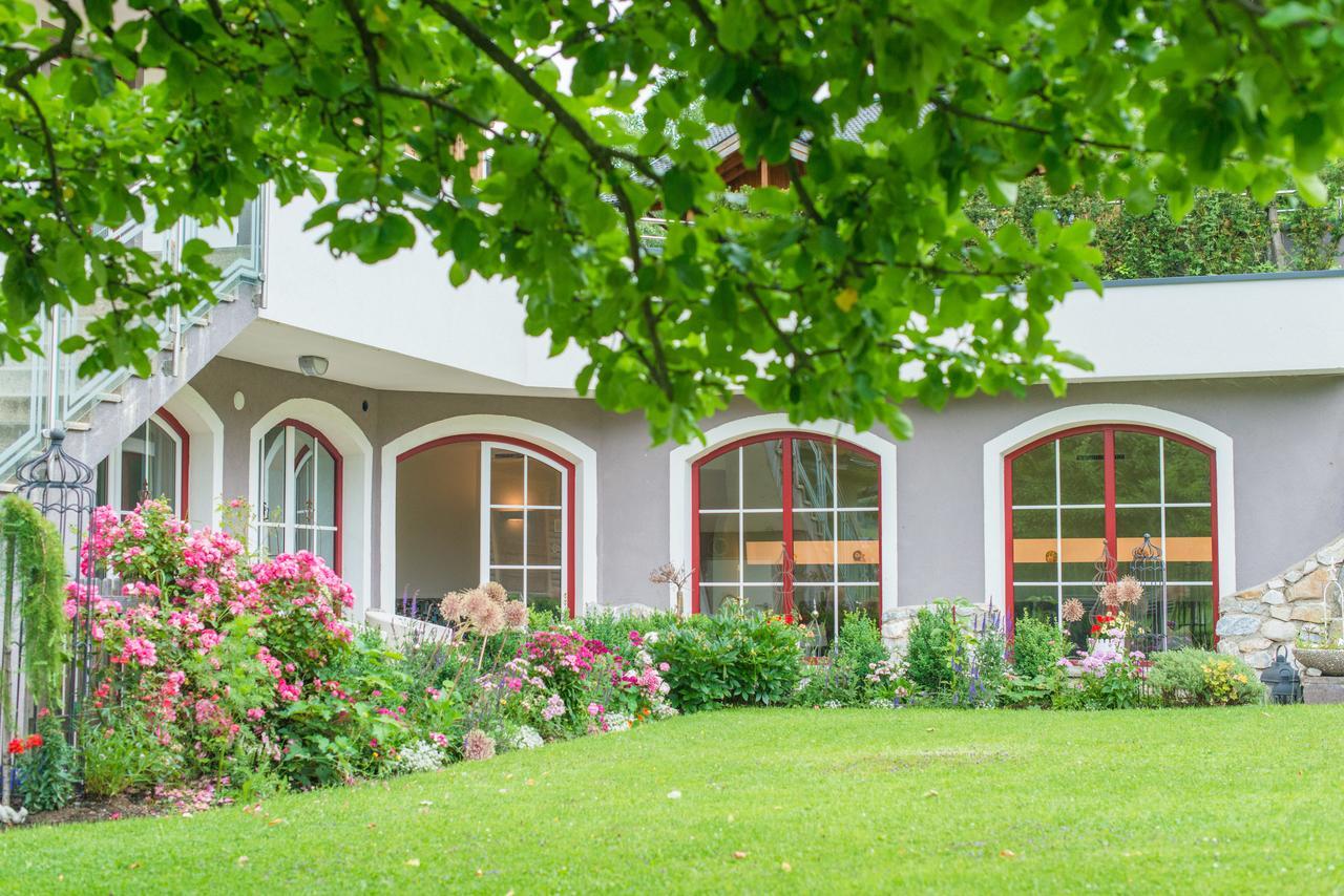 Landhotel Hubengut Bed And Breakfast Radstadt Esterno foto